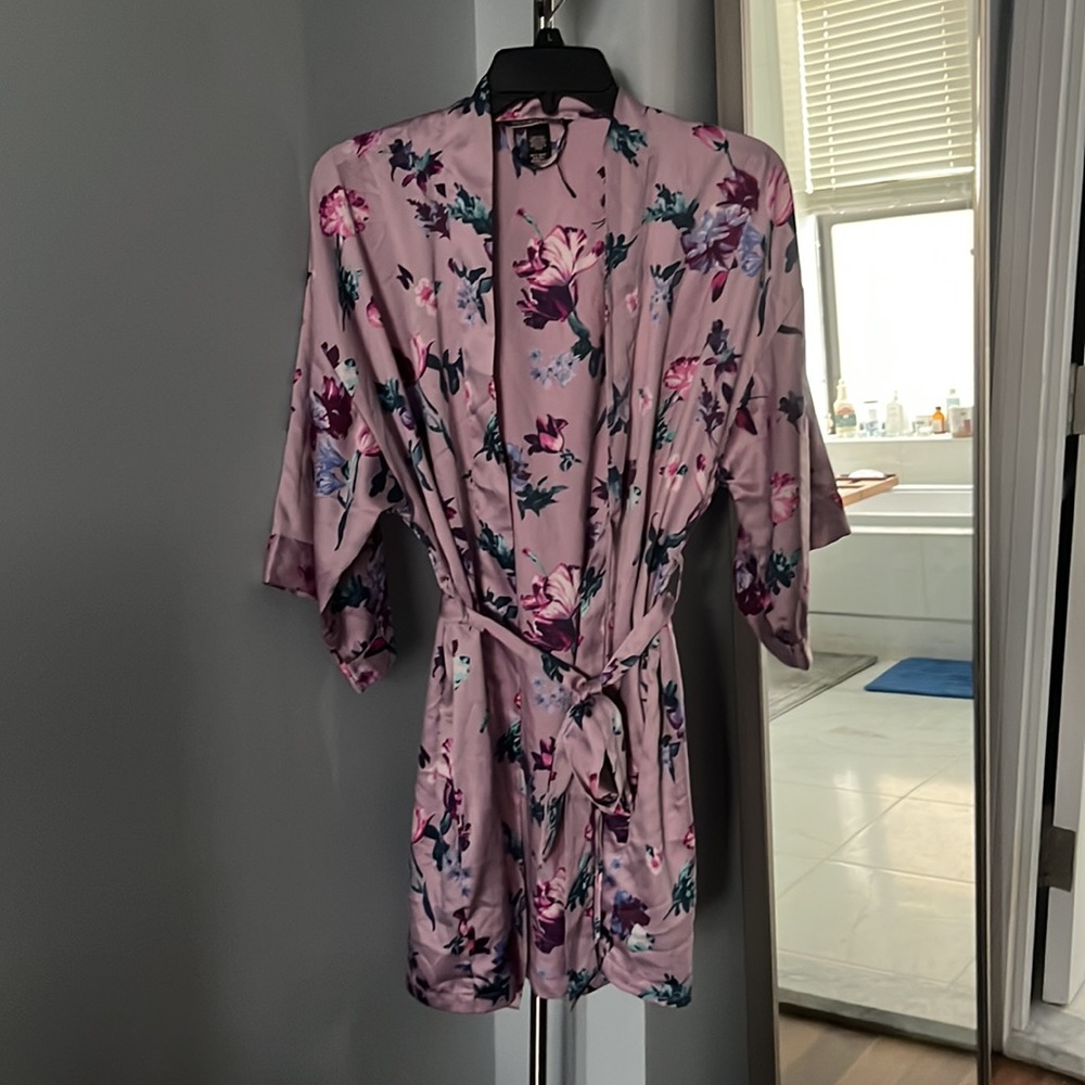 Silky pink flower Victoria secret robe